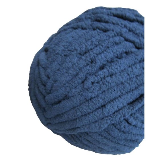 Bernat Yarnspirations Blanket 10.5 oz  220 yds Coal 161110 New - Picture 7 of 8